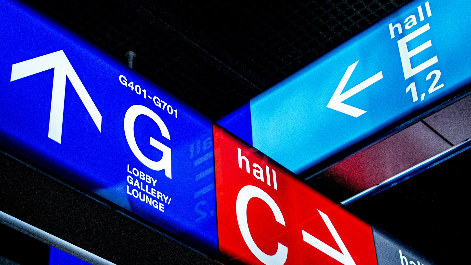 Terminal ve AVM yönlendirme levhaları